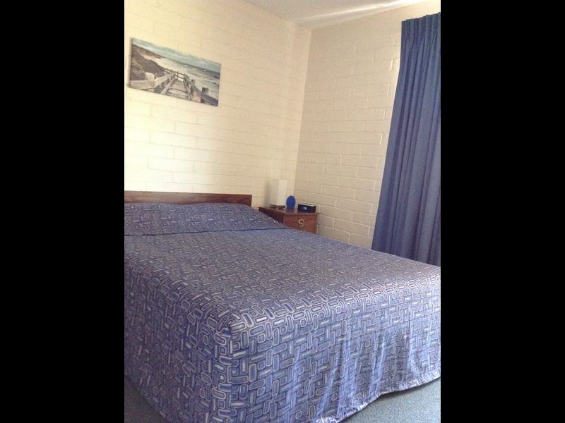 1/2-6 Matthew Pde, Batehaven NSW 2536
