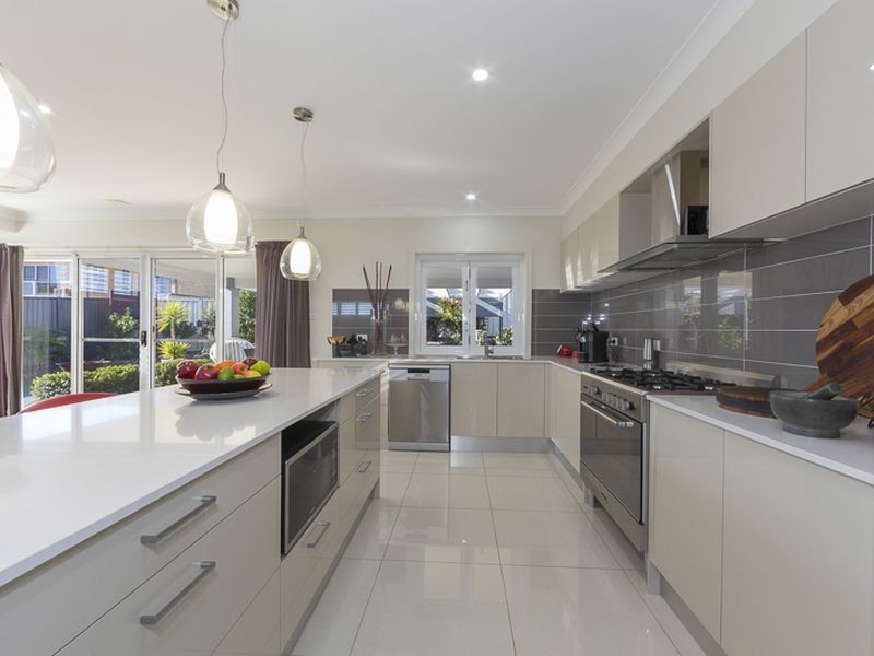 76 Courtenay Crescent, Long Beach NSW 2536