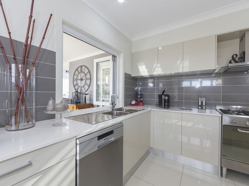 76 Courtenay Crescent, Long Beach NSW 2536