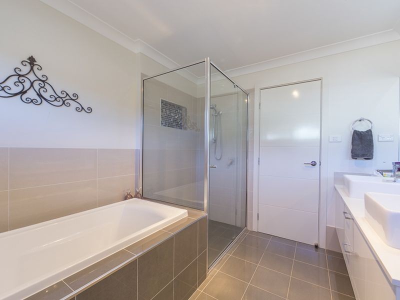 76 Courtenay Crescent, Long Beach NSW 2536