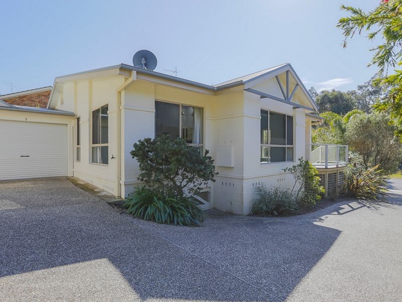 1/71 Karoola Crescent, Surfside NSW 2536