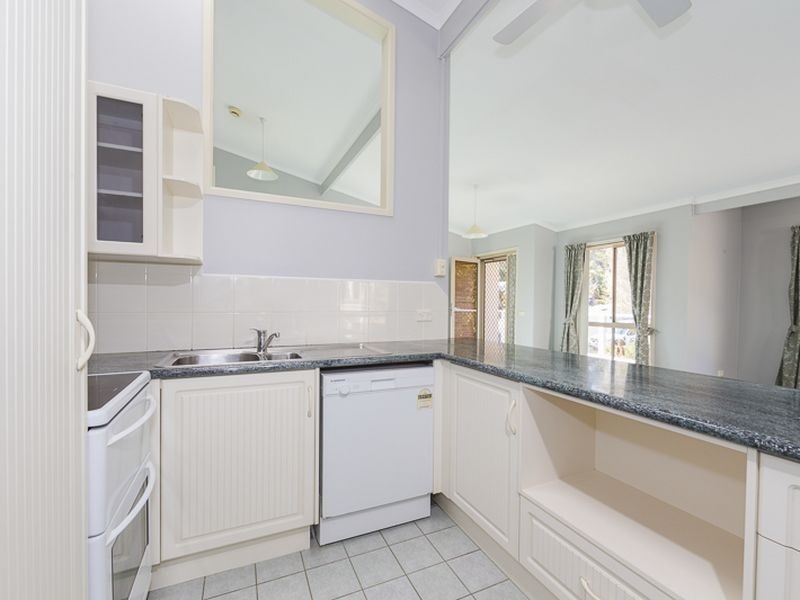 1/71 Karoola Crescent, Surfside NSW 2536