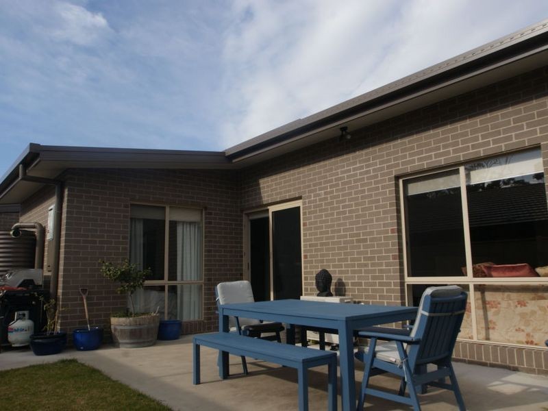 1/6 Martin Place, Broulee NSW 2537