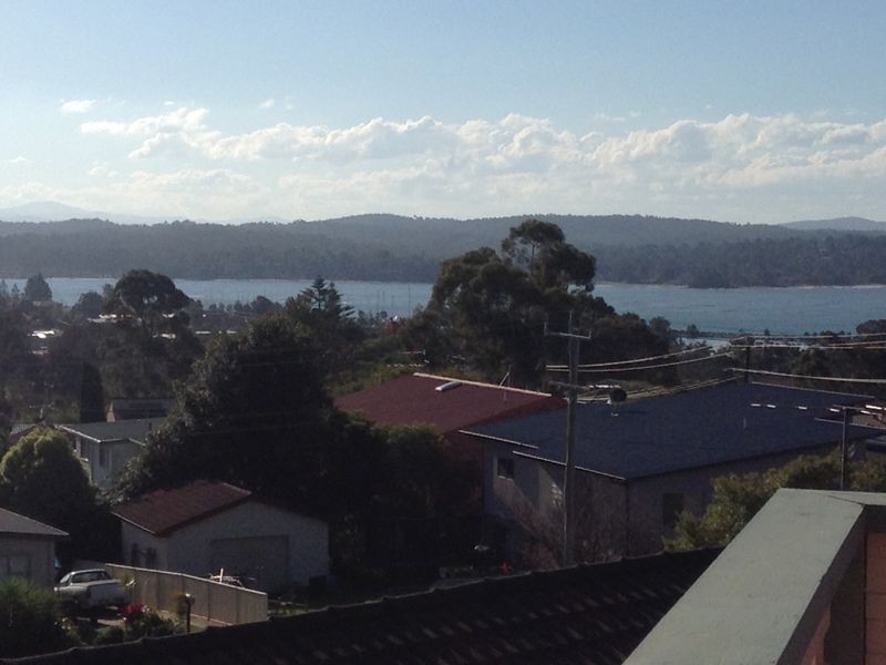 3 Riverview Crescent, Catalina NSW 2536