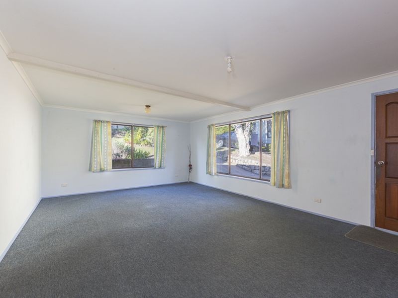 28 Clare Crescent, Batehaven NSW 2536