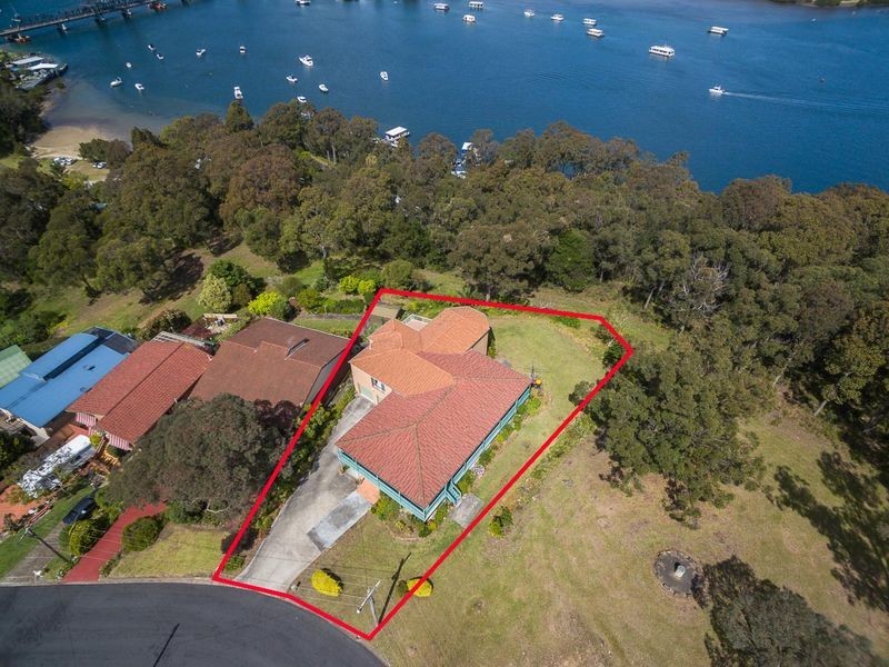 13 Penthouse Place, Batemans Bay North NSW 2536