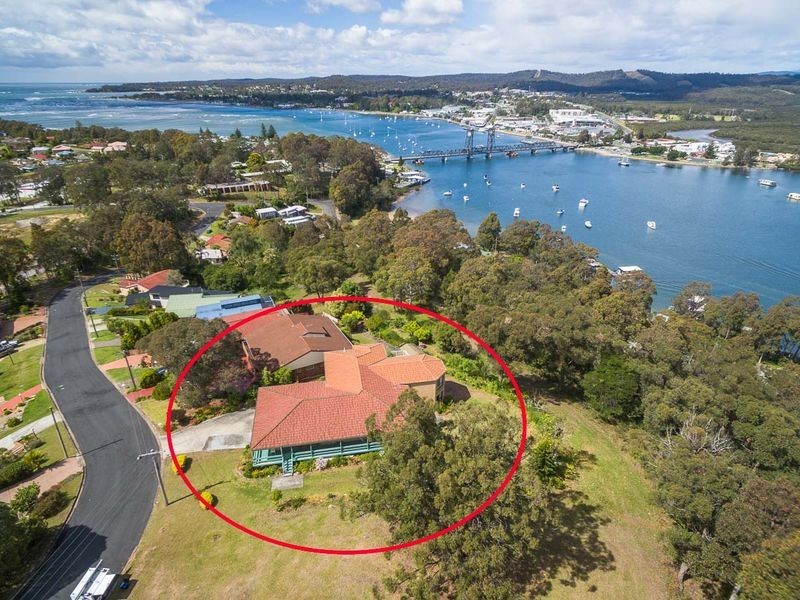 13 Penthouse Place, Batemans Bay North NSW 2536