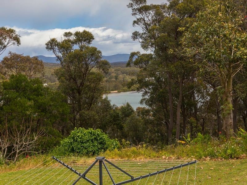 13 Penthouse Place, Batemans Bay North NSW 2536