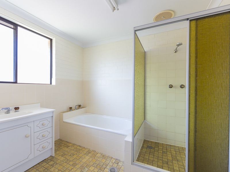 24 Cook Avenue, Surf Beach NSW 2536