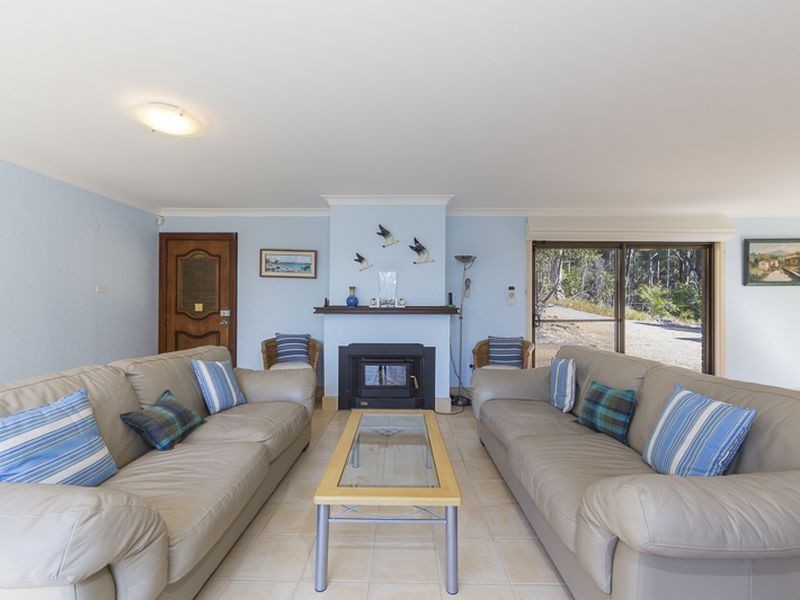 1405 George Bass Drive, Batemans Bay NSW 2536