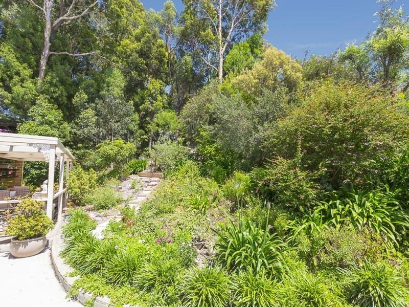 1 The Outlook Road, Surfside NSW 2536