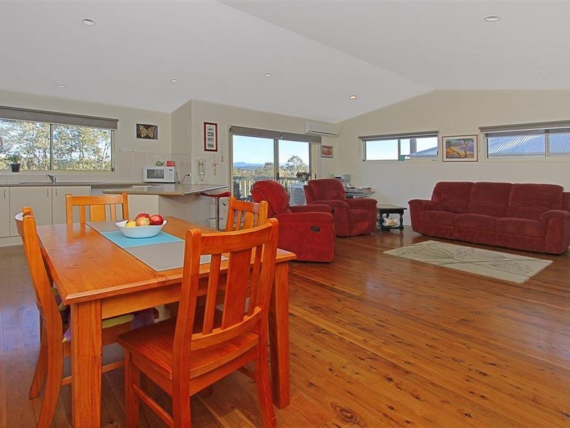 28 Beauty Crescent, Surfside NSW 2536