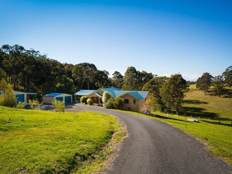 235 Old Highway, Narooma NSW 2546