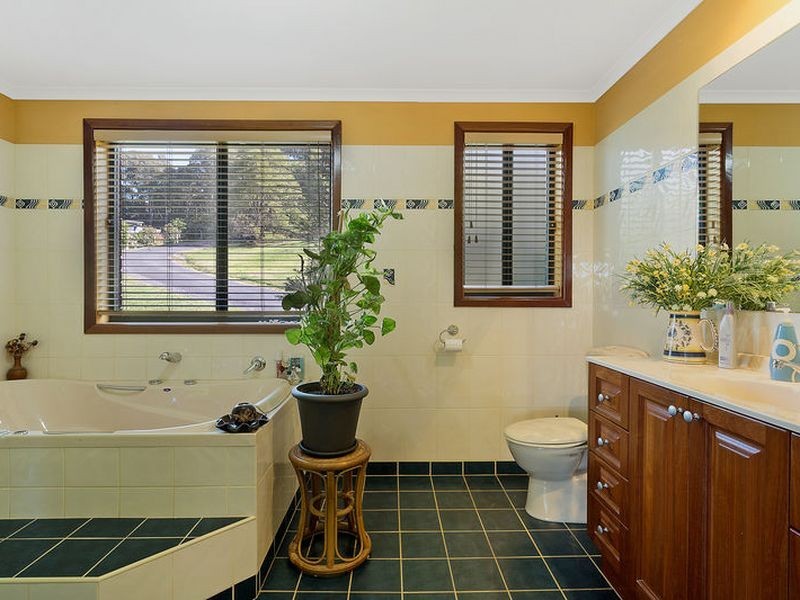 235 Old Highway, Narooma NSW 2546