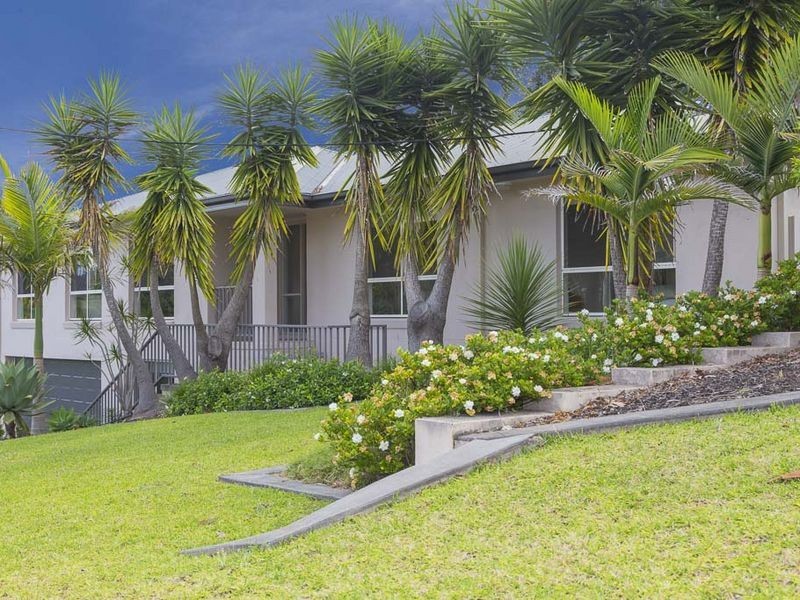 42 Cook Avenue, Surf Beach NSW 2536