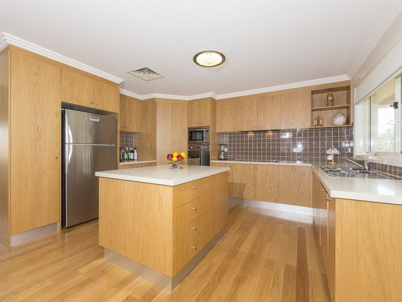 42 Cook Avenue, Surf Beach NSW 2536
