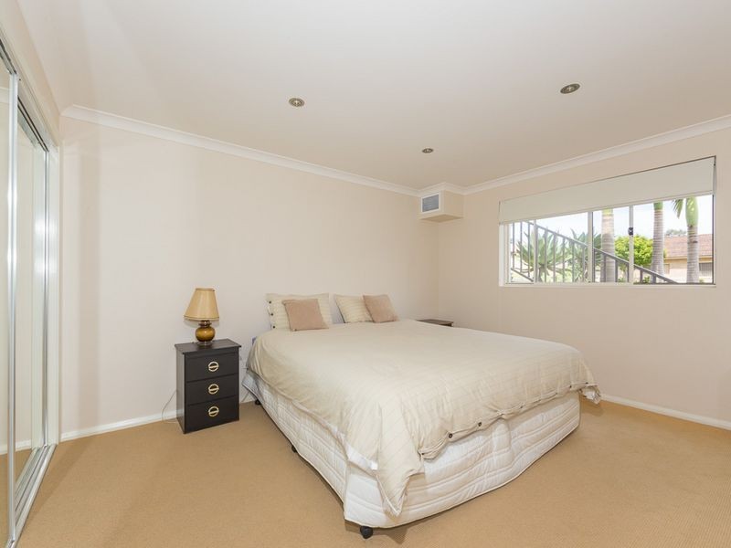 42 Cook Avenue, Surf Beach NSW 2536