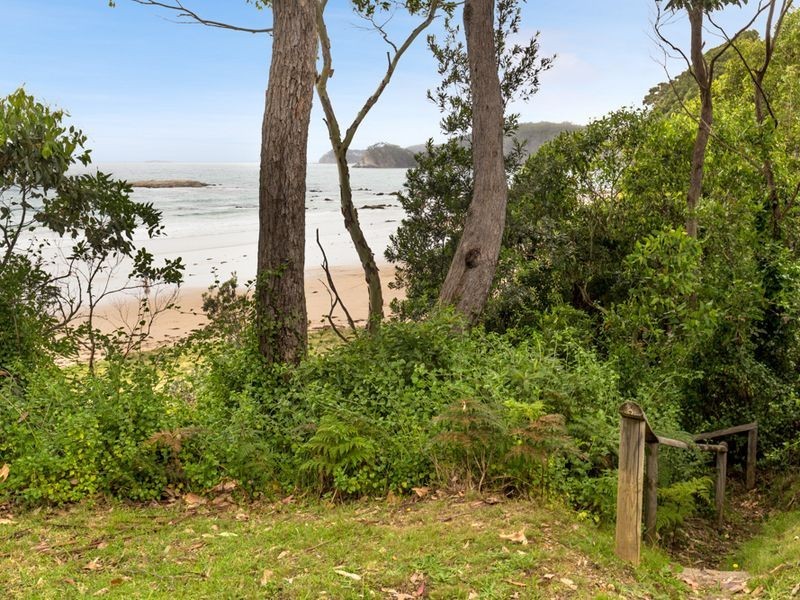 4 Graydon Avenue, Batemans Bay NSW 2536
