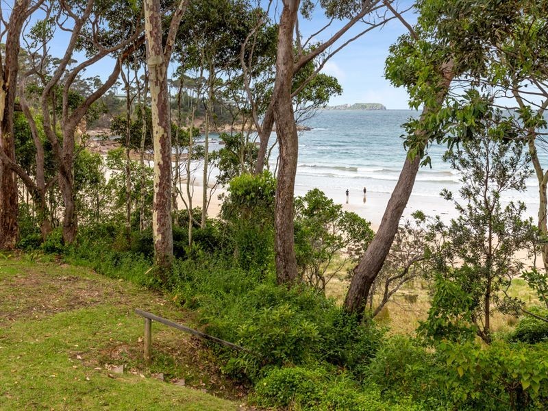 4 Graydon Avenue, Batemans Bay NSW 2536