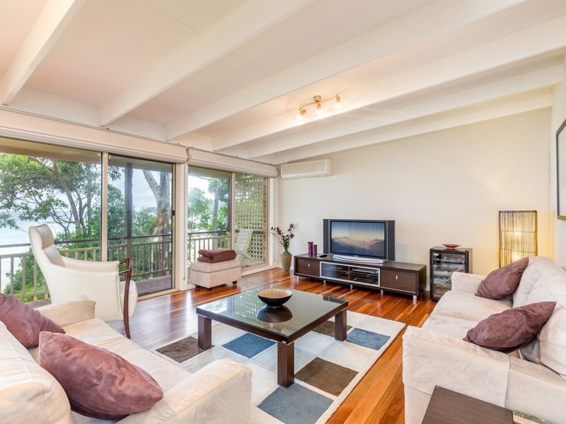 4 Graydon Avenue, Batemans Bay NSW 2536