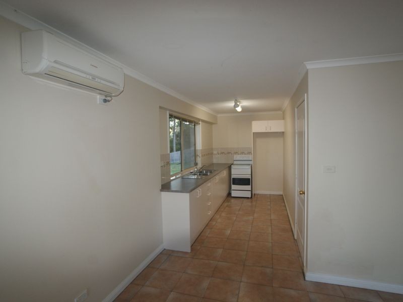 11 Hawks Nest Place, Surfside NSW 2536