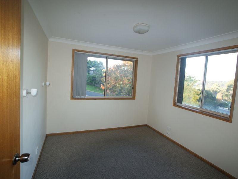 11 Hawks Nest Place, Surfside NSW 2536