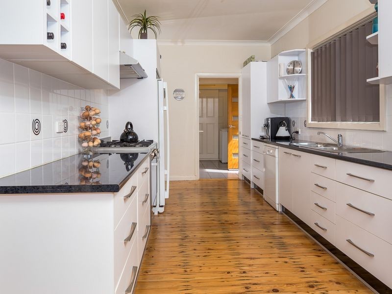 13 South Street, Batemans Bay NSW 2536