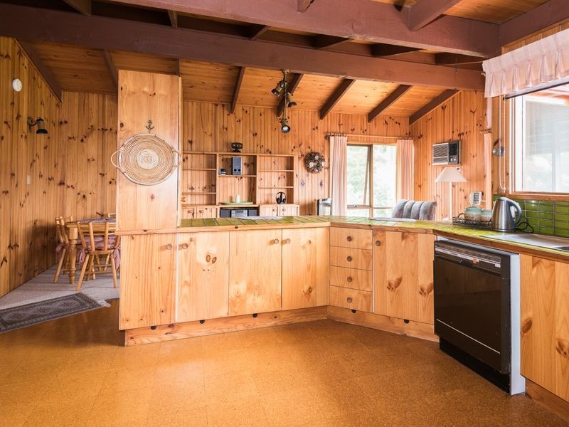 47 Cook Avenue, Surf Beach NSW 2536