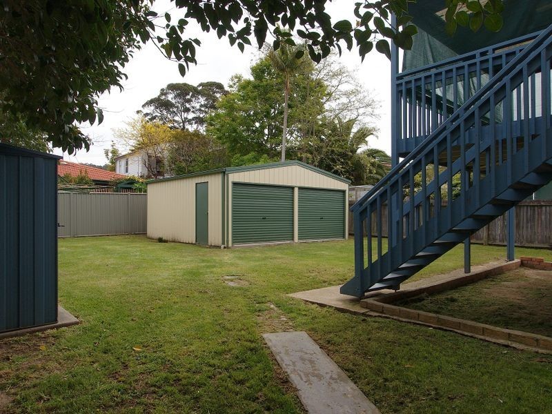 6 Cook Ave, Surf Beach NSW 2536