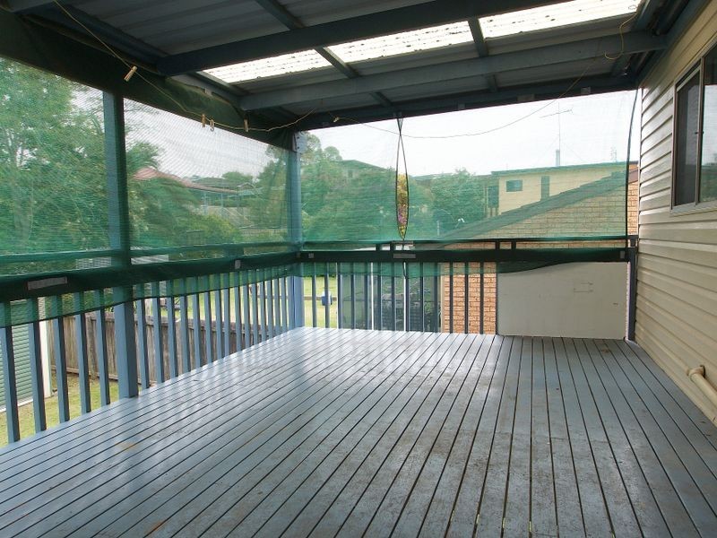 6 Cook Ave, Surf Beach NSW 2536