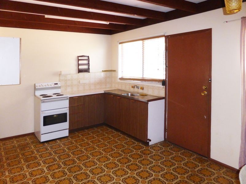 22 Clare Crescent, Batehaven NSW 2536