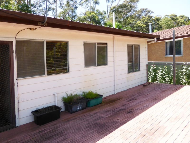22 Clare Crescent, Batehaven NSW 2536
