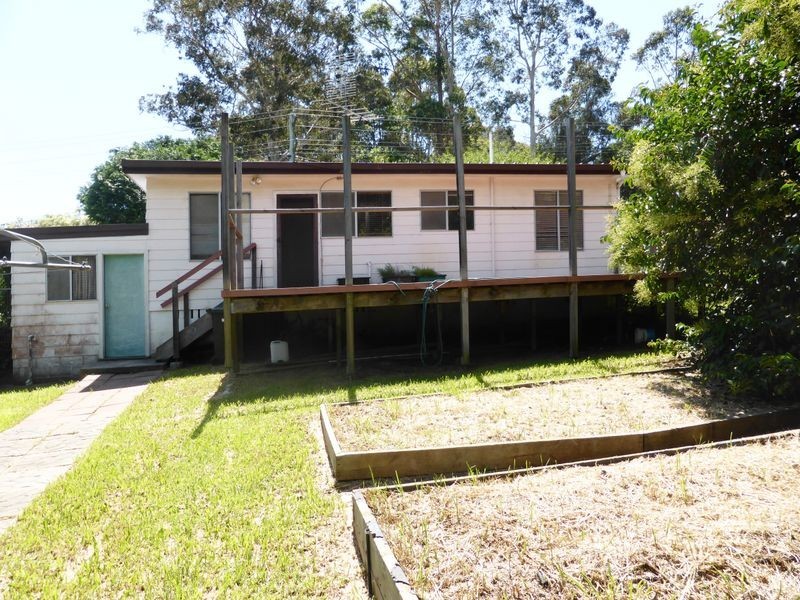 22 Clare Crescent, Batehaven NSW 2536