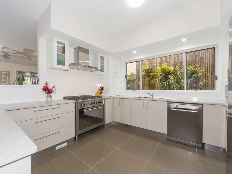 28 Warragai Place, Malua Bay NSW 2536