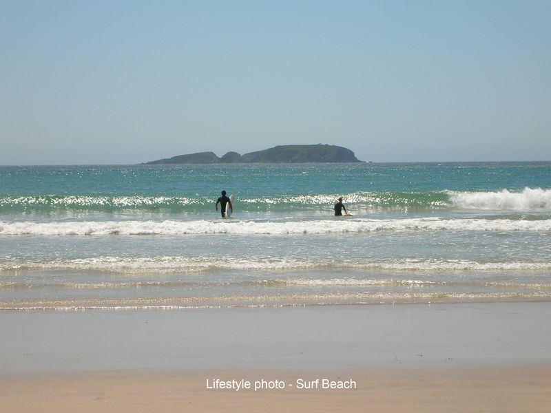 62 Surf Beach Avenue, Surf Beach NSW 2536