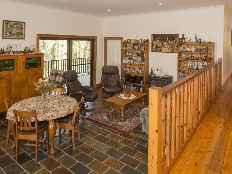 20 Burri Palm Way, Surfside NSW 2536