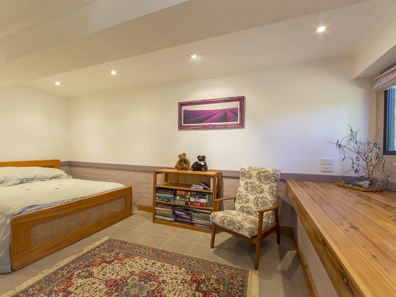 20 Burri Palm Way, Surfside NSW 2536