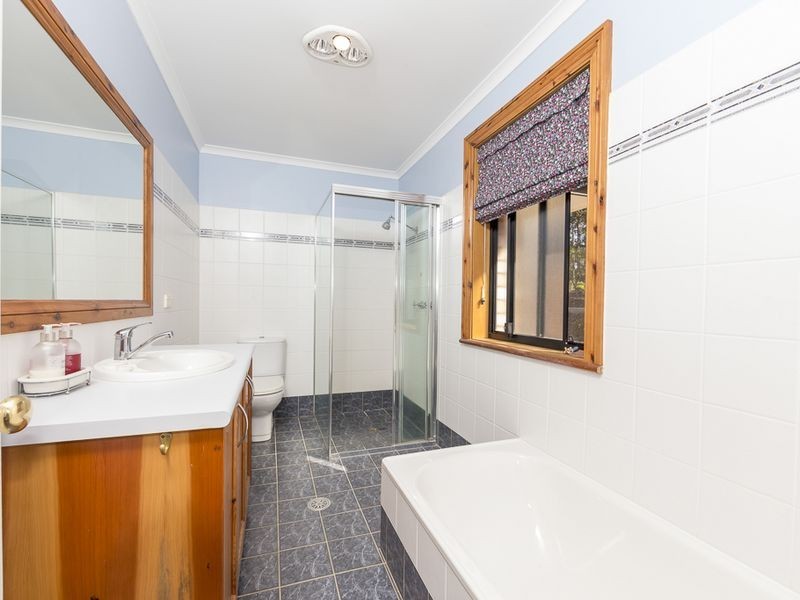 20 Burri Palm Way, Surfside NSW 2536