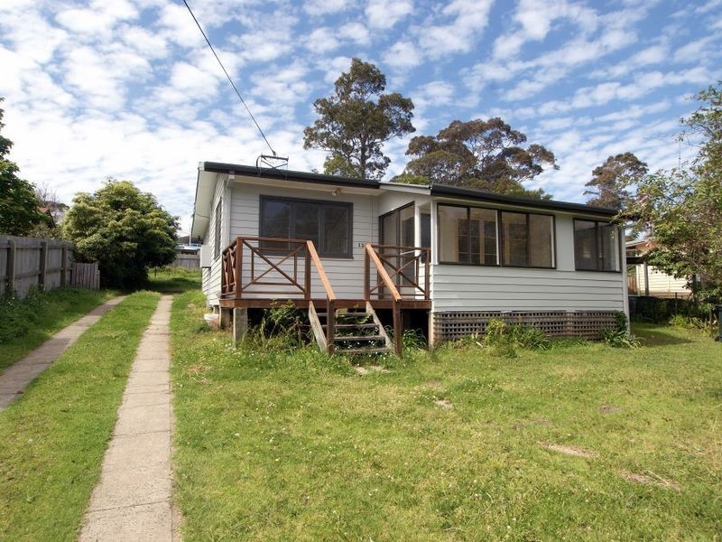 129 Beach Rd, Sunshine Bay NSW 2536