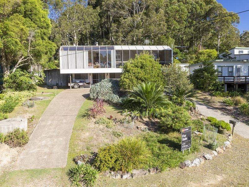 10 Fairley Street, Depot Beach NSW 2536