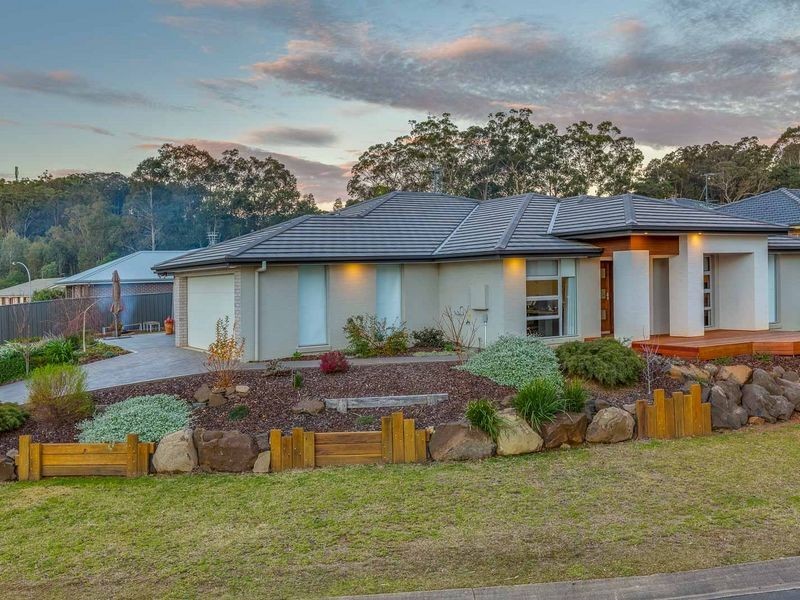 44 Courtenay Crescent, Long Beach NSW 2536