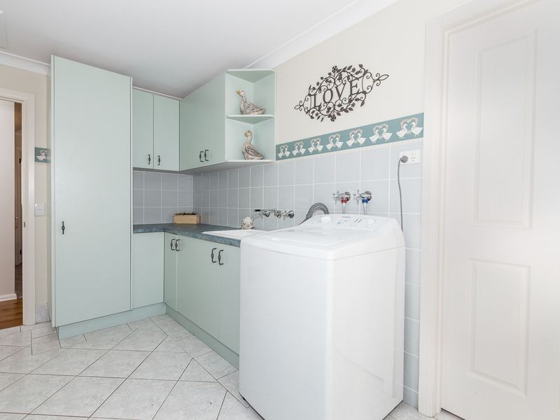 13 Myamba Parade, Surfside NSW 2536