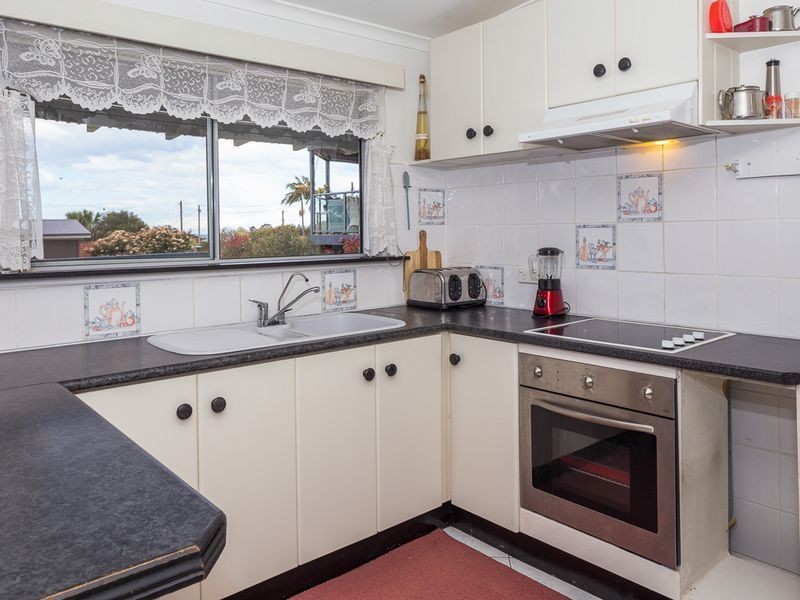 21 Pacific Street, Batemans Bay NSW 2536