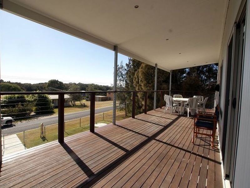 19 Dampier St, Congo NSW 2537