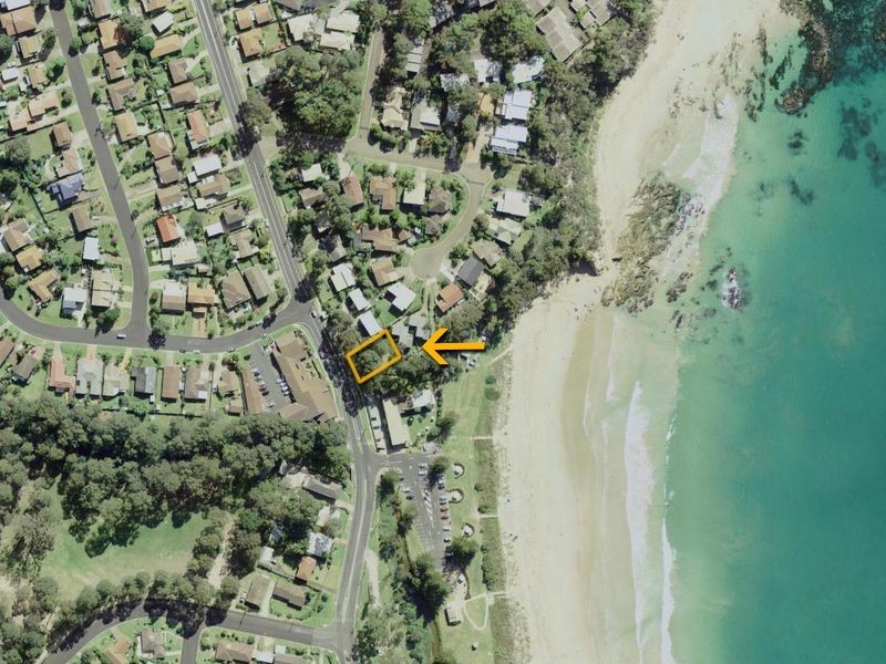 645 Beach Road, Surf Beach NSW 2536