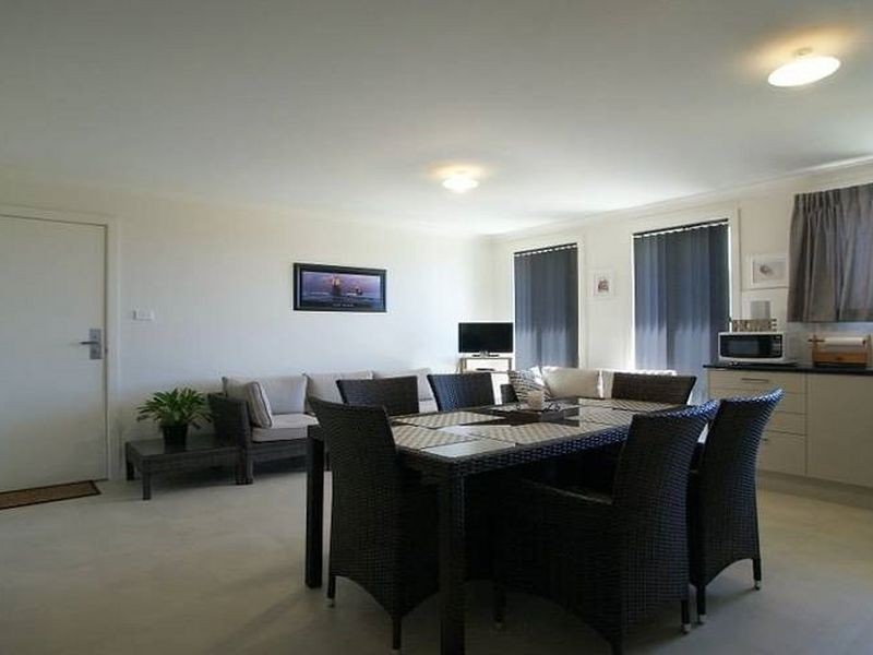 11 Luks Way, Batehaven NSW 2536