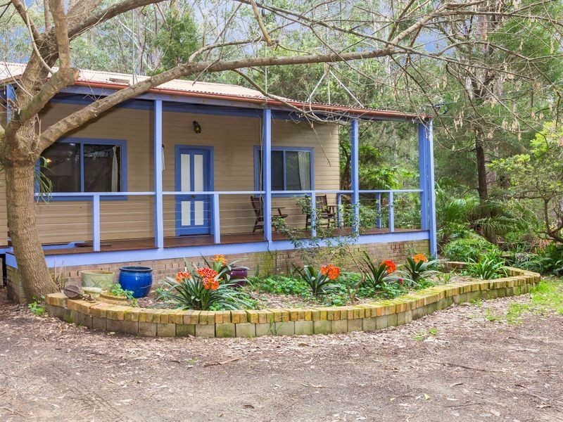 31 Buckenboura Road, Mogo NSW 2536