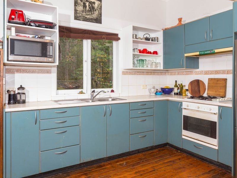 31 Buckenboura Road, Mogo NSW 2536