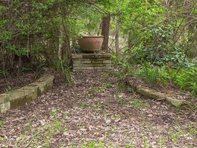 31 Buckenboura Road, Mogo NSW 2536