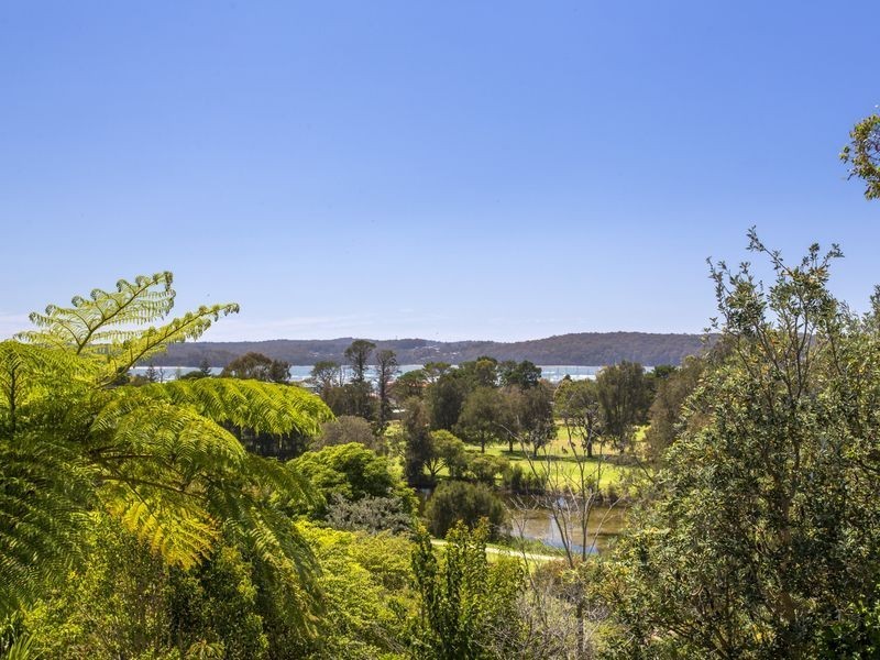 43 Bavarde Avenue, Batemans Bay NSW 2536